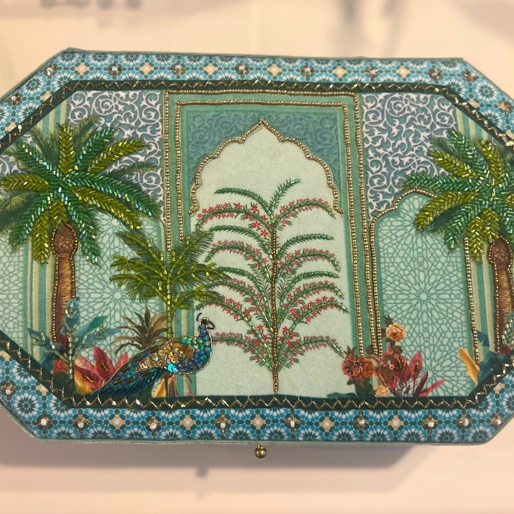 Beaded jewelry box